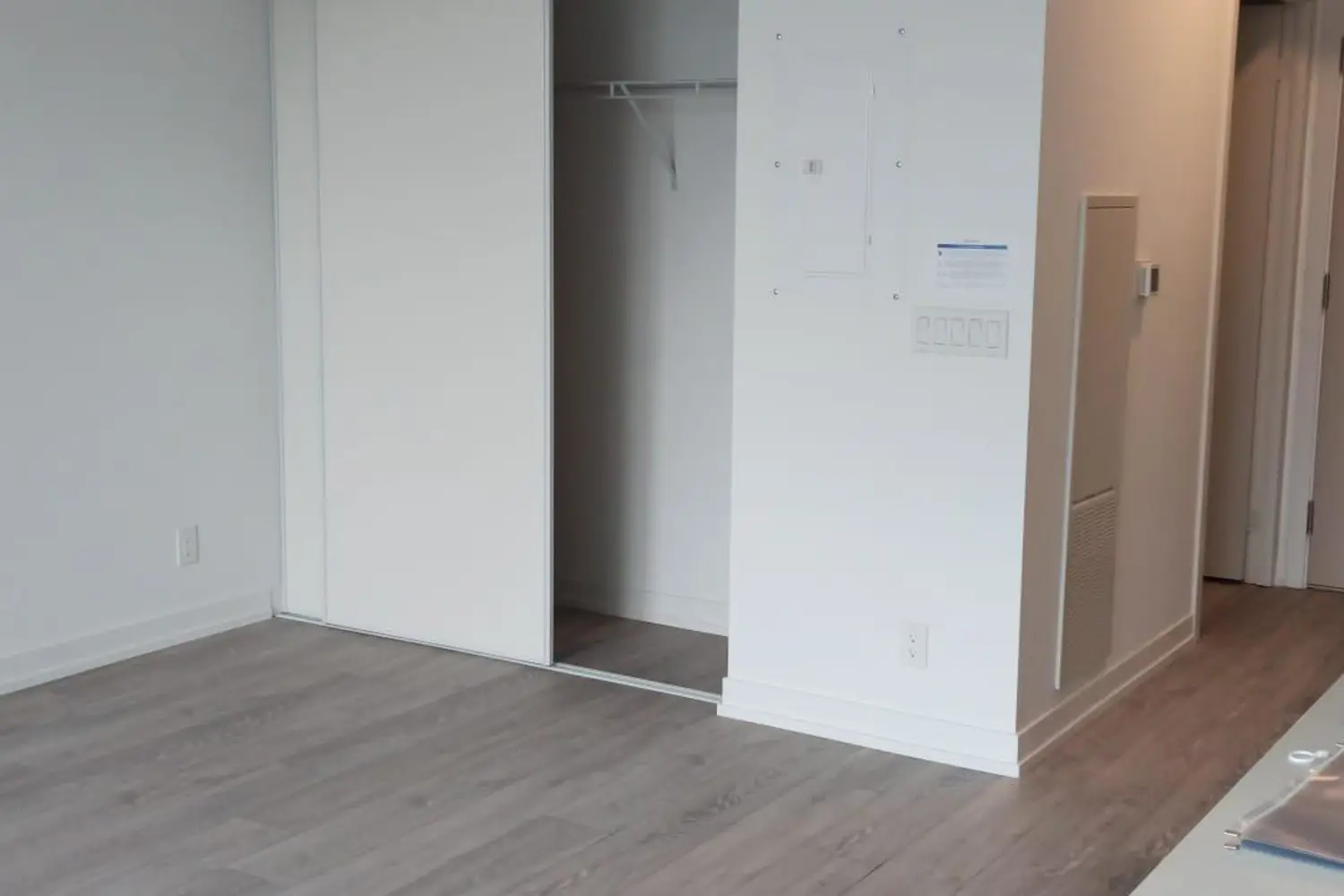 Additional image 8 of 2020 Bathurst Street 1611