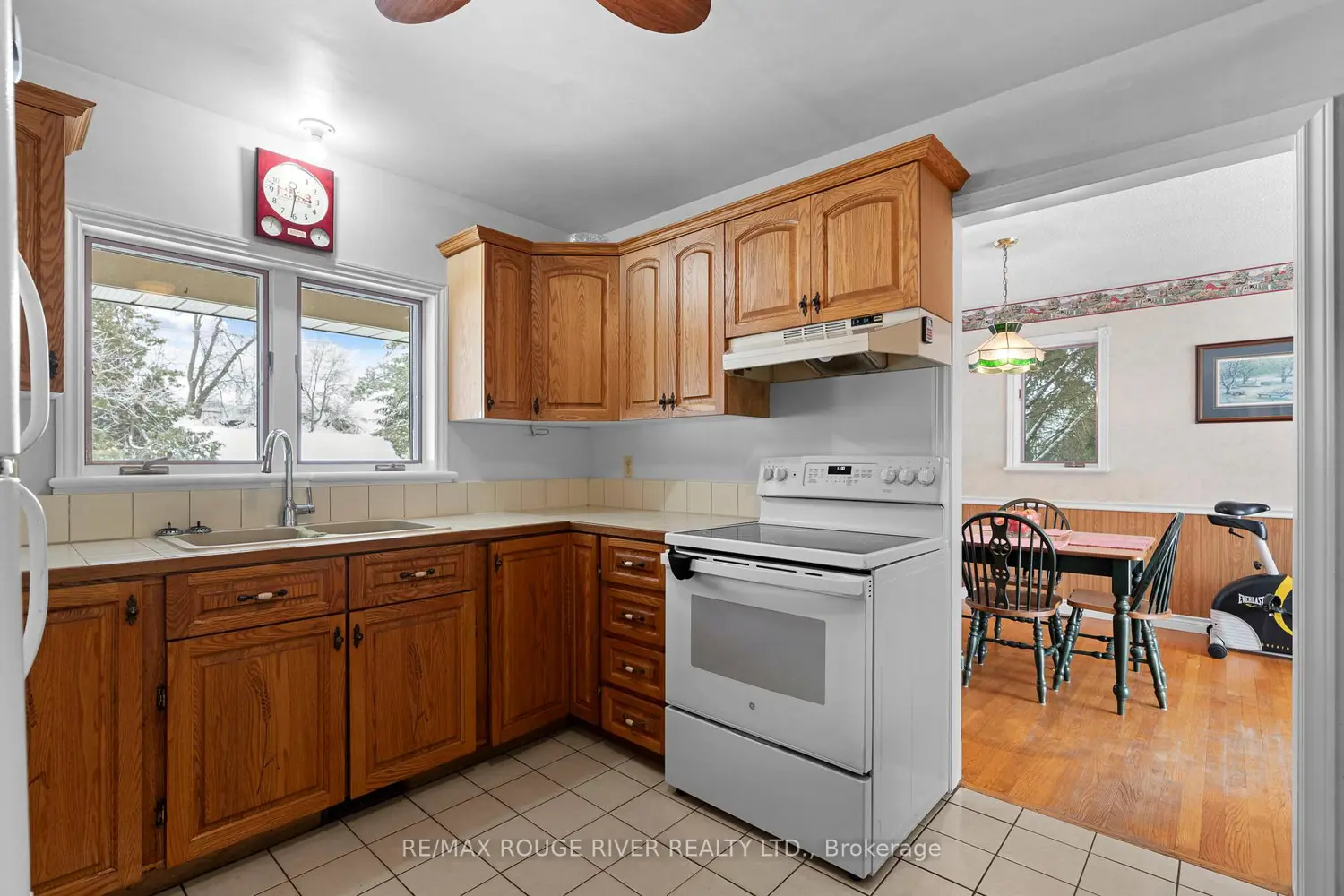 223 Turk Road photo 3