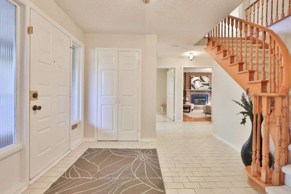 Additional image 5 of 700 Fieldstone Road, Mississauga, ON, L5C 3M5