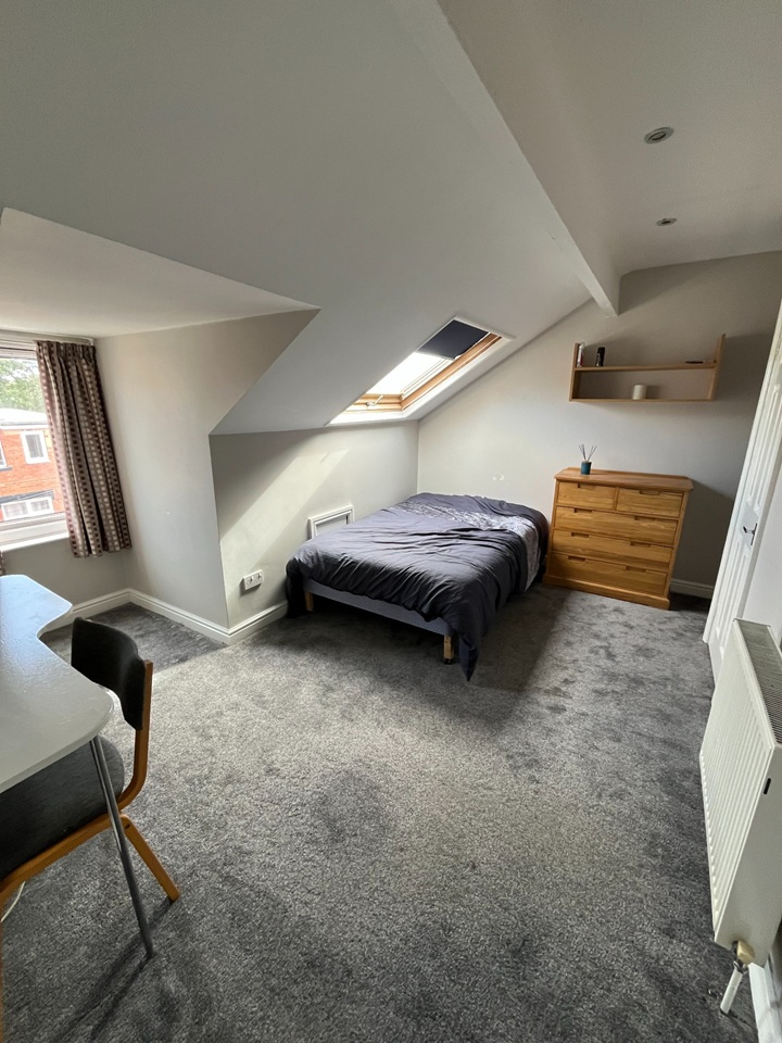 Room in a Shared House, Ashton View, LS8, N1 7GU