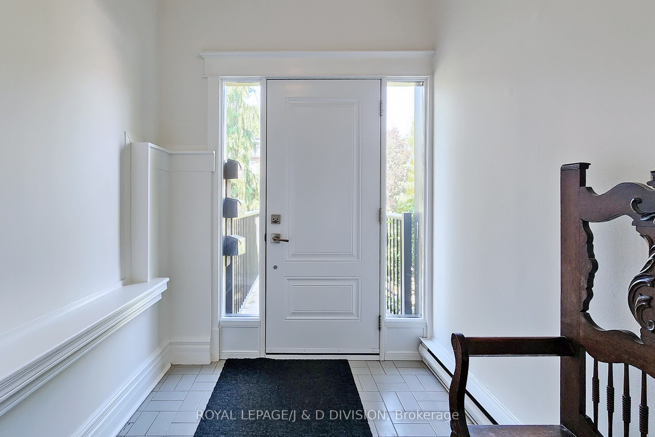 Additional image 4 of Upper-17 Humewood Drive, Toronto, ON, M6C 2W3