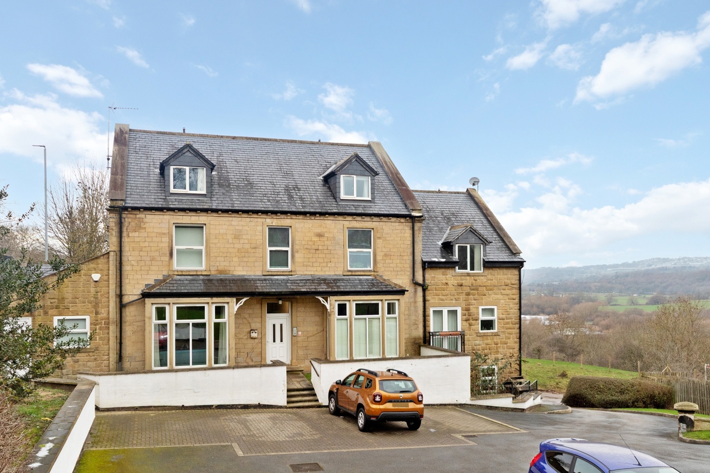 1 Bed Flat, Airedale House, LS13, N1 7GU