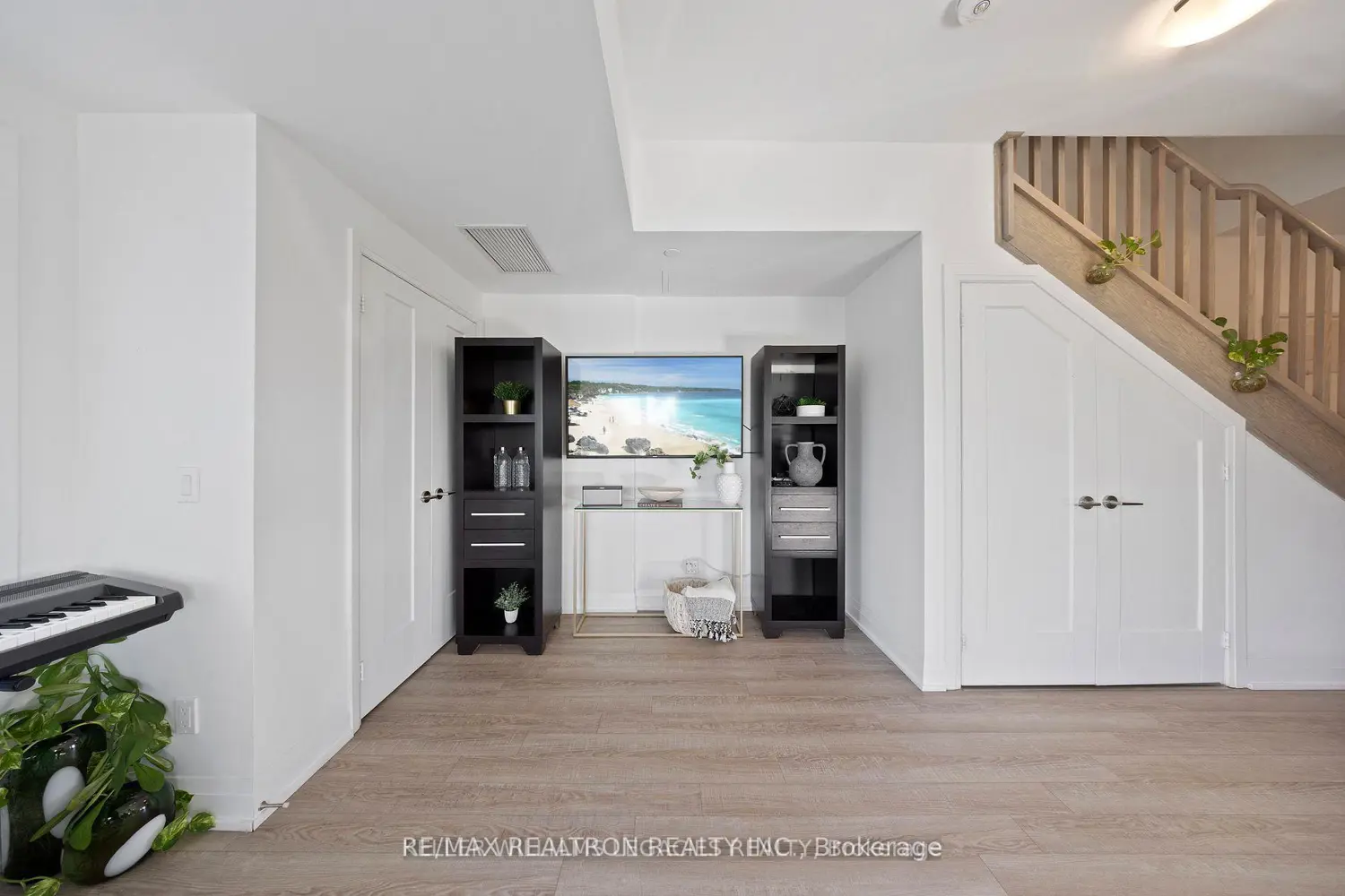 Additional image 11 of 155 Downsview Park Boulevard 206