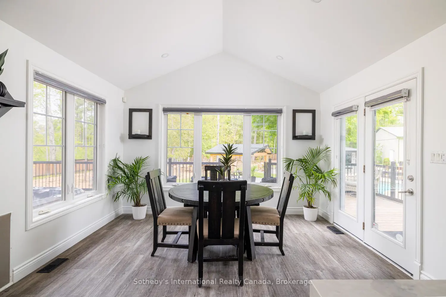 Additional image 8 of 129 Bass Line