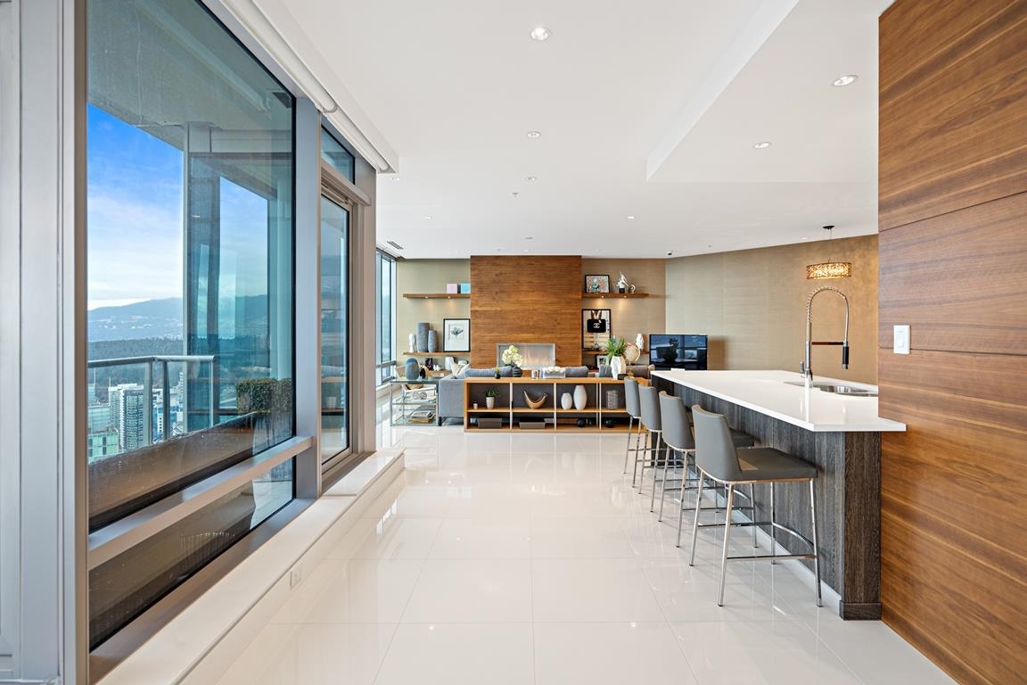 Additional image 6 of 4501-1128 Georgia Street W, Vancouver, BC, V6E 0A8
