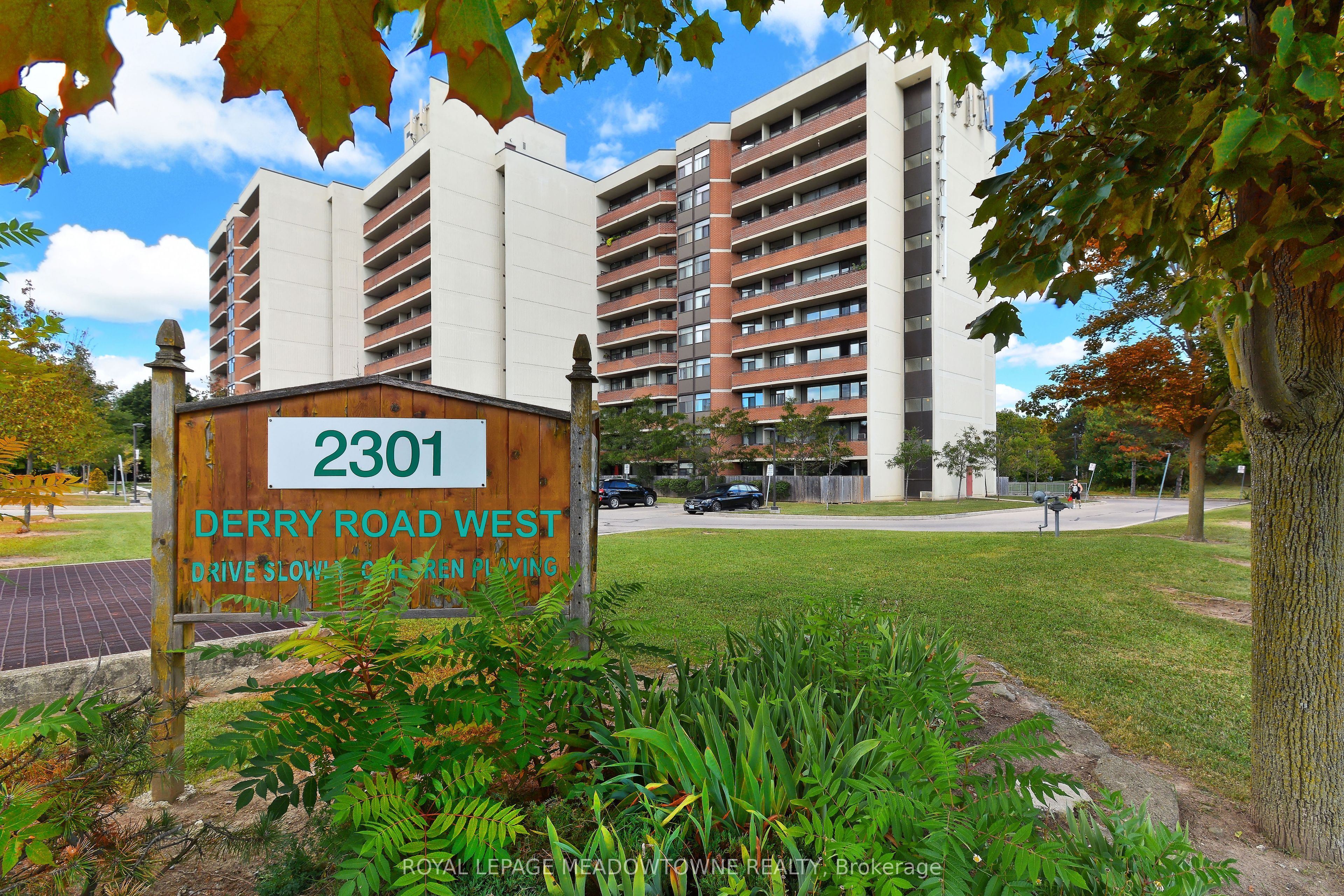 Additional image 3 of #806-2301 Derry Road W, Mississauga, ON, L5N 2R4