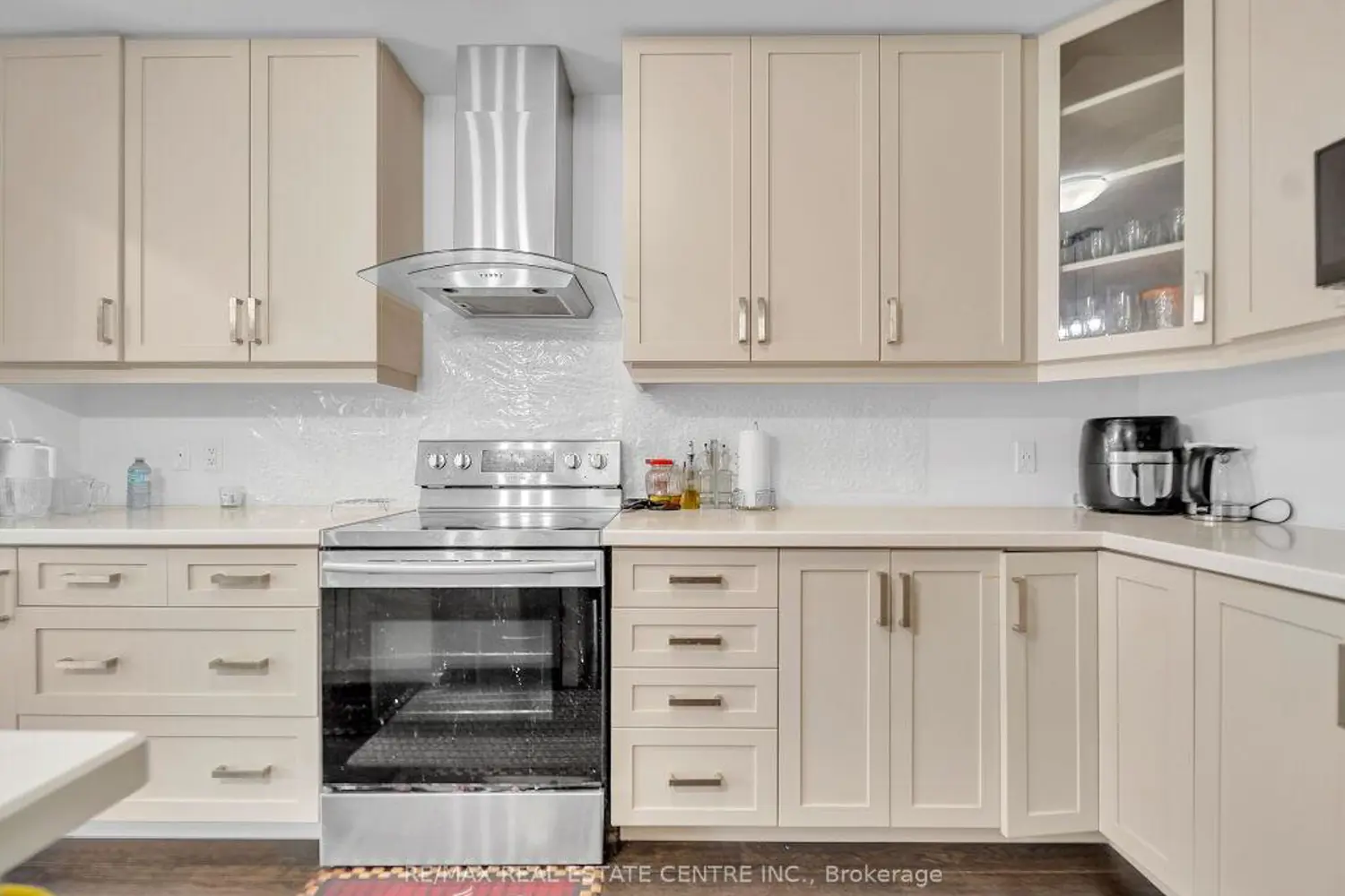 Additional image 12 of 30 Times Square Boulevard 177