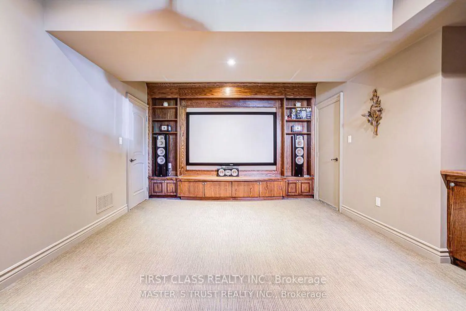Additional image 15 of 216 Parkview Avenue