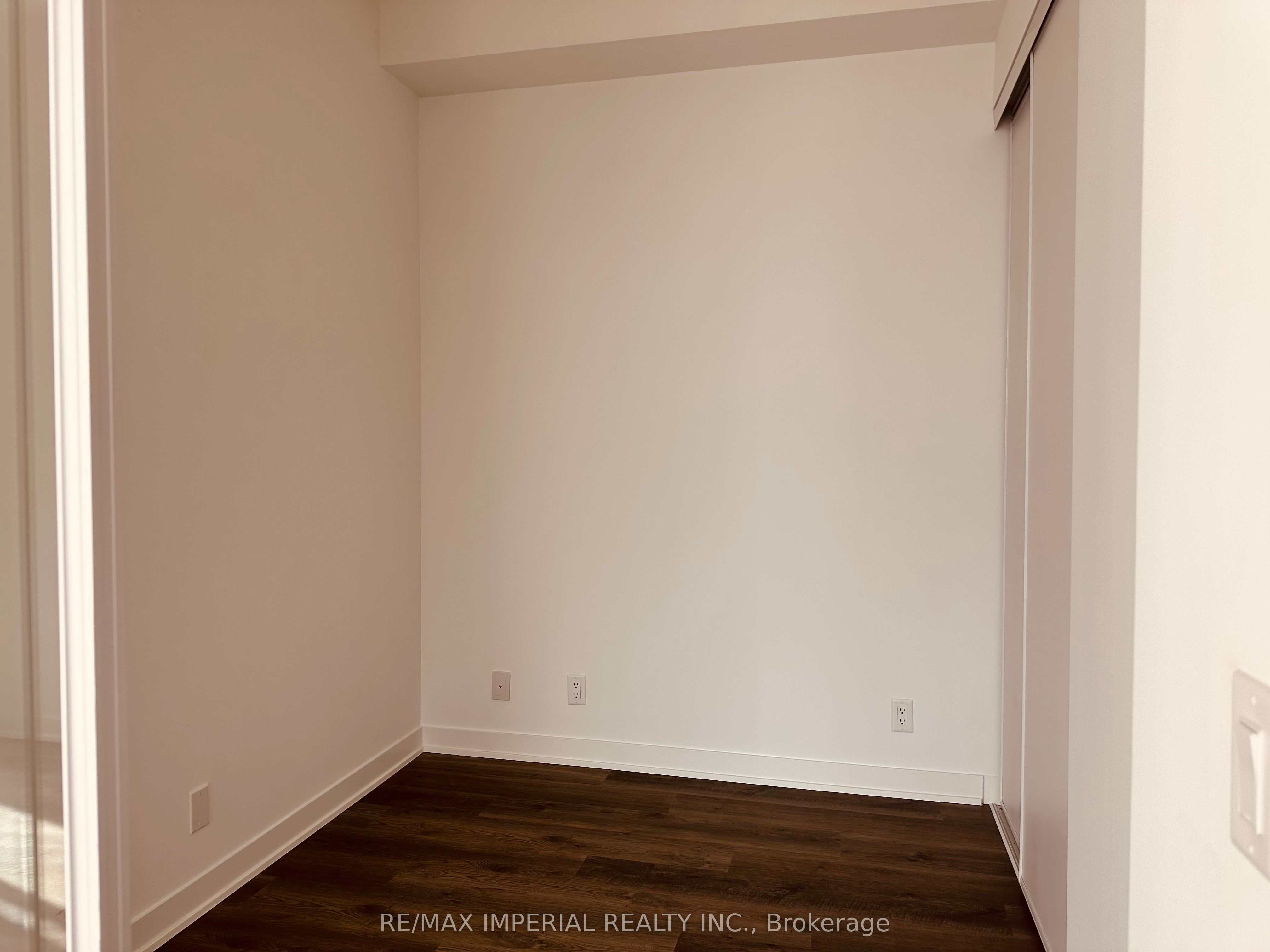 Additional image 5 of 2506-180 Front Street E, Toronto, ON, M5A 0A9