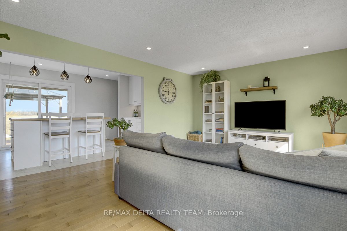 Additional image 4 of 6591 Russell Road, Ottawa, ON, K0A 1K0