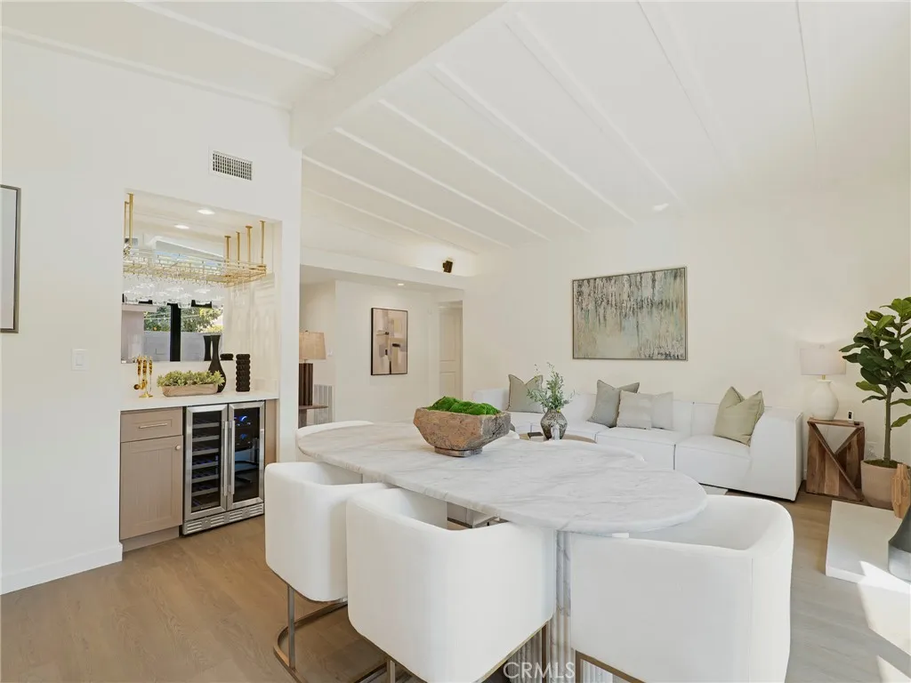 Additional image 4 of 17156 Bullock St, Encino, CA 91316