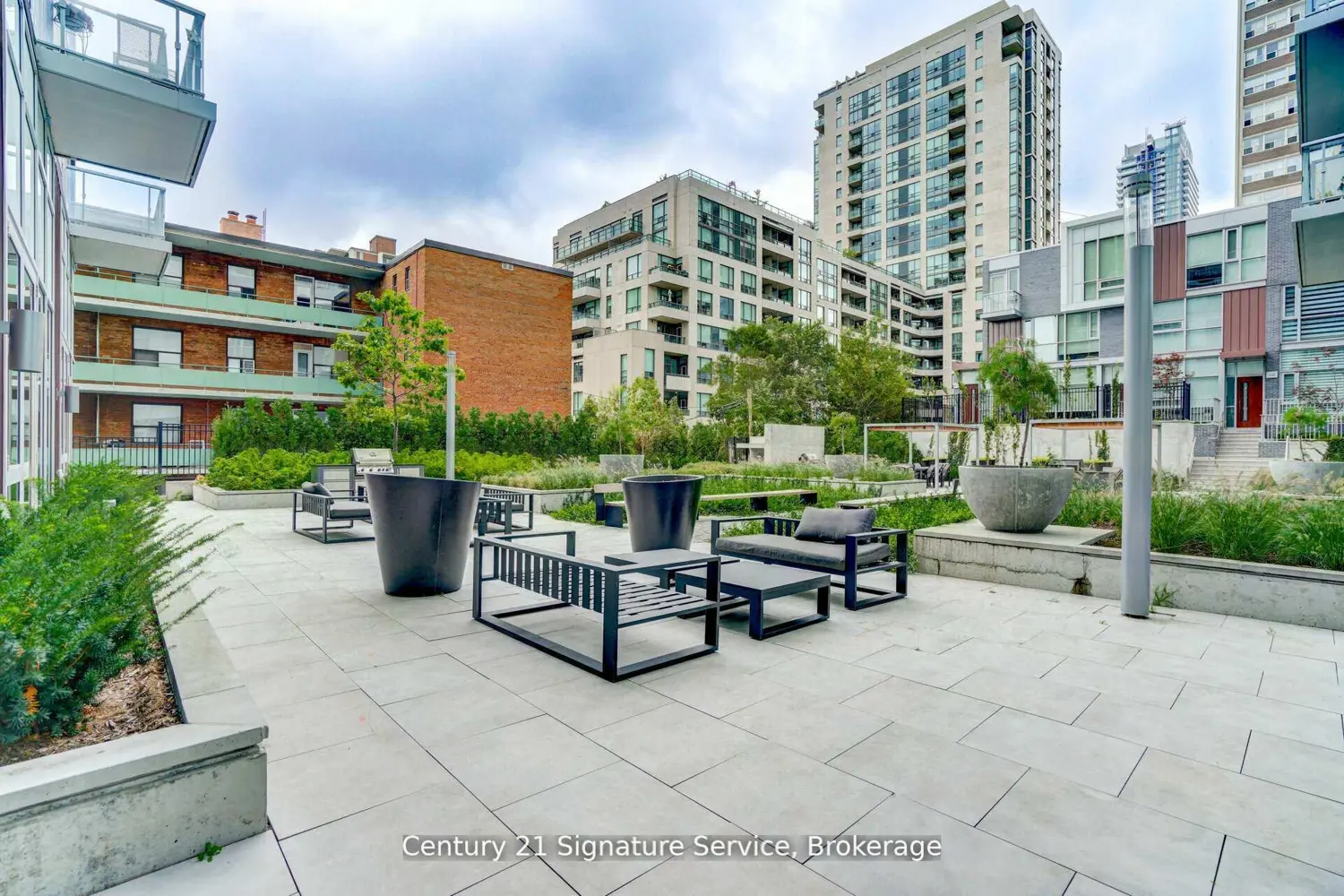 Additional image 17 of 101 Erskine Avenue Th05