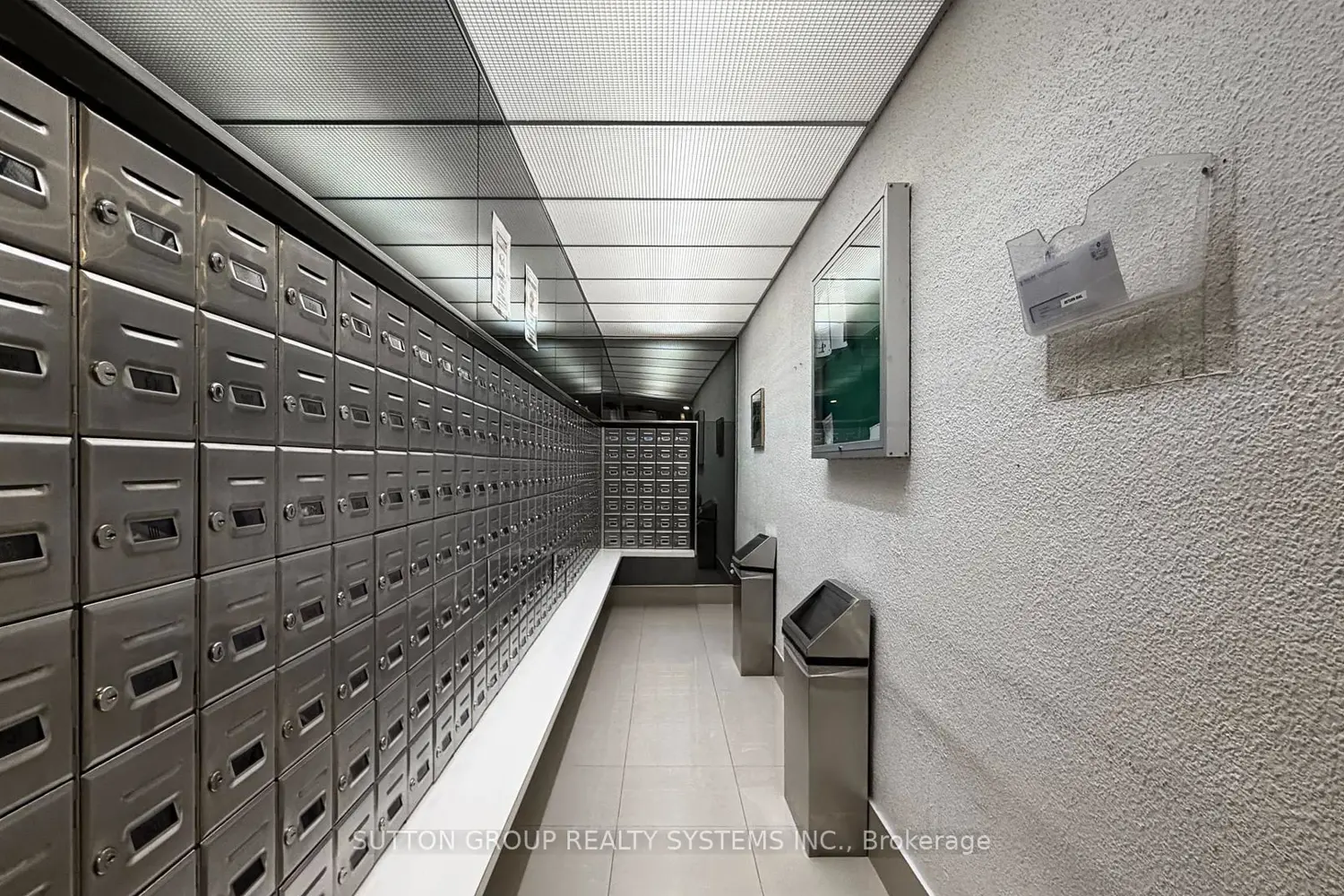 Additional image 16 of 85 Emmett Avenue 1811