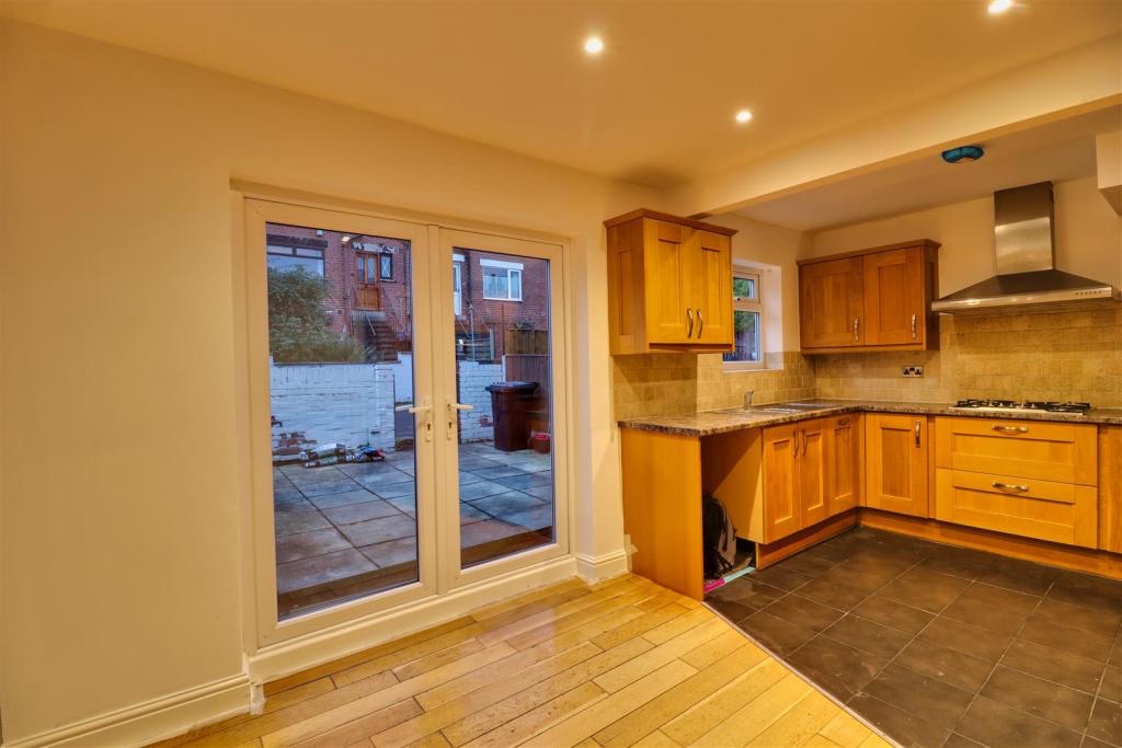 Additional image 3 of 3 Bed Terraced House, Aston Place, LS13, N1 7GU
