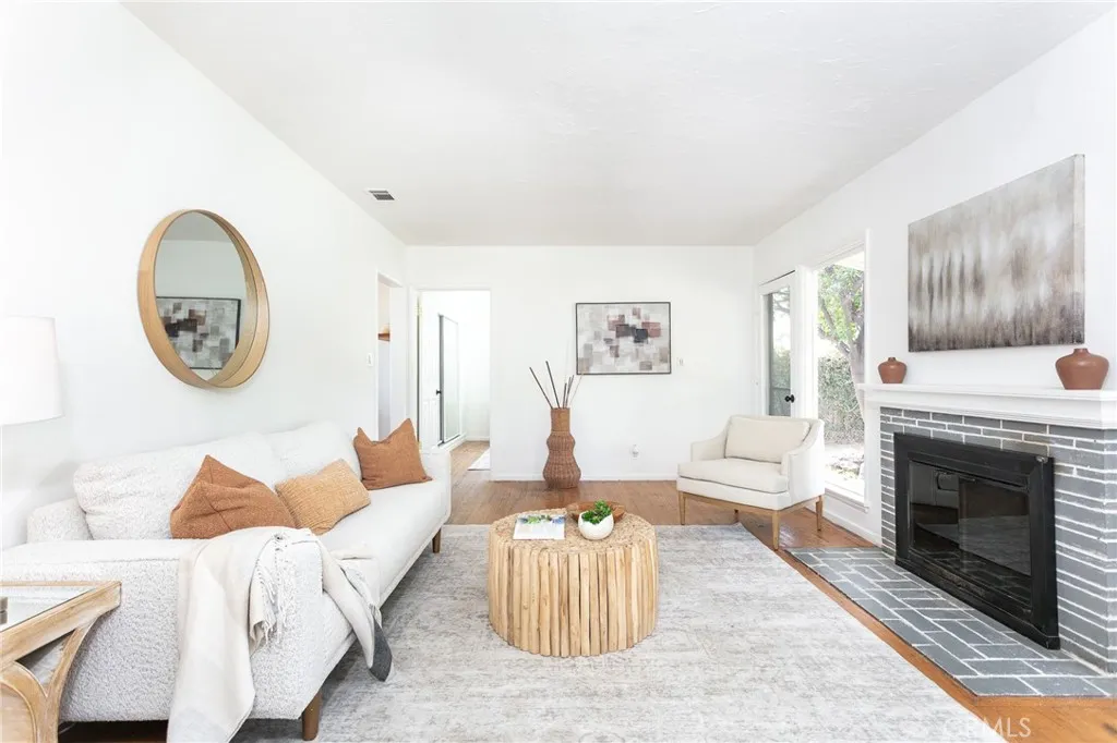 Additional image 16 of 7513 Oak Park Ave, Lake Balboa, CA 91406