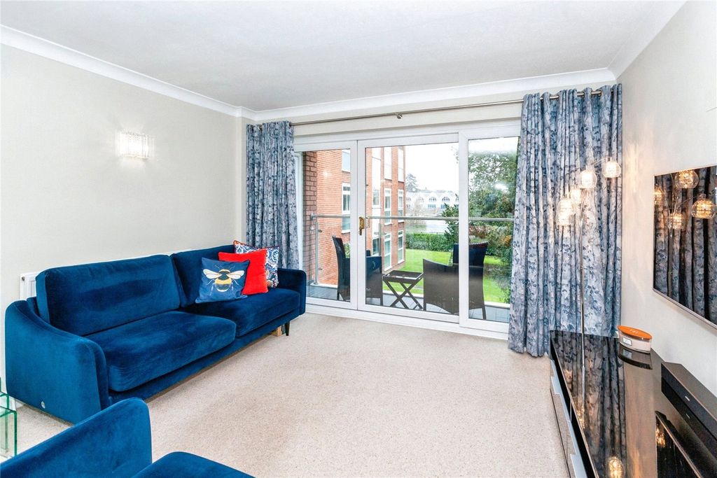 Additional image 7 of 2 bed flat for saleGrosvenor Drive, Maidenhead, Berkshire SL6