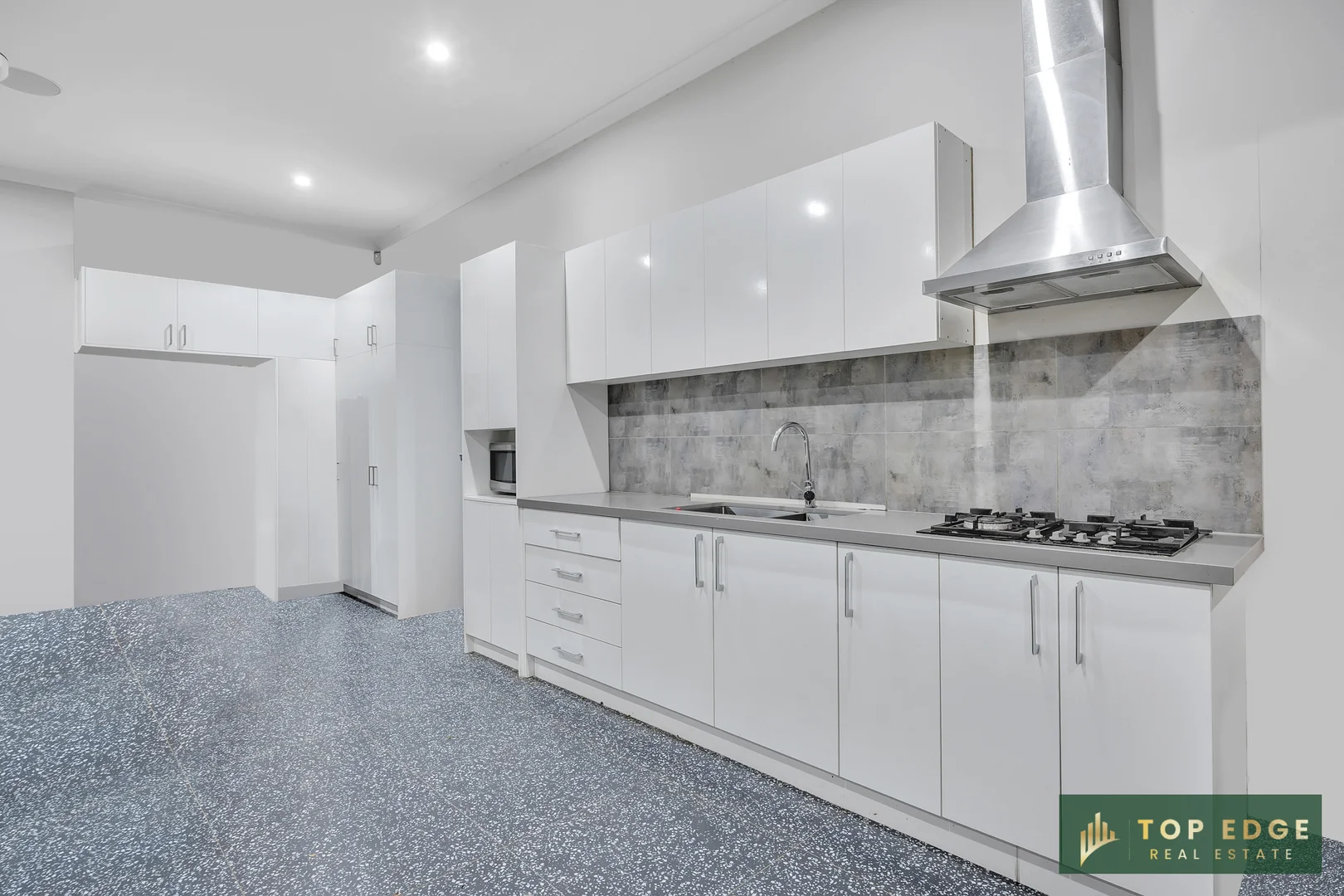 Additional image 28 of 6 Callistemon Vista, Aintree VIC 3336