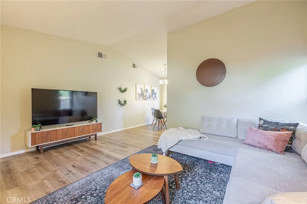 Additional image 33 of 23540 Lampara Dr, Valencia, CA 91355