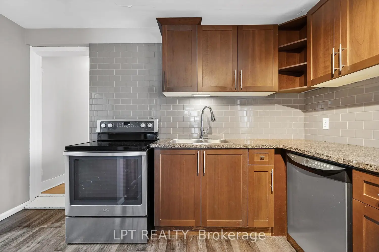 99 Inkerman Street photo 5