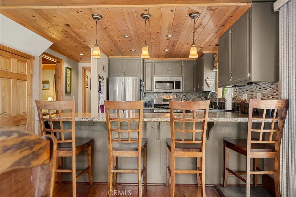 Additional image 11 of 348 Brentwood Dr, Lake Arrowhead, CA 92352