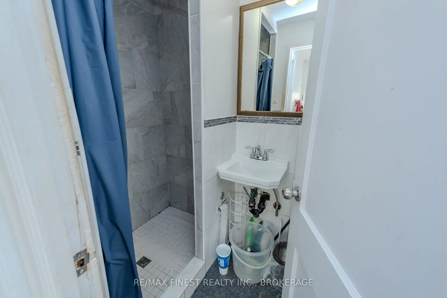 Additional image 17 of 556 Brock Street