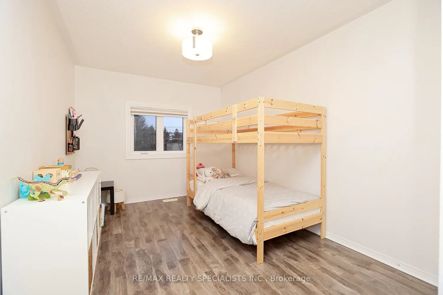 Additional image 14 of 1575 South Parade Court 34