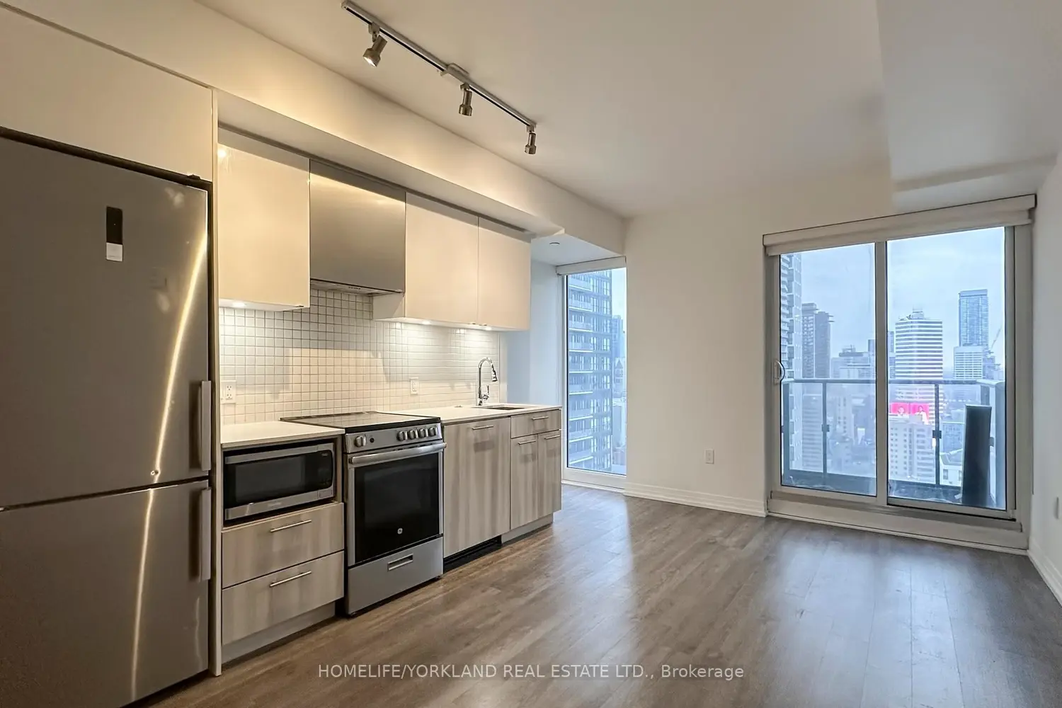 Additional image 3 of 251 Jarvis Street 2507