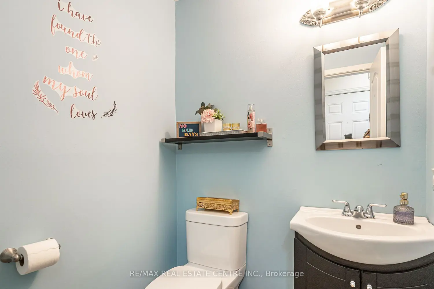 Additional image 9 of 33 Guildford Crescent 33