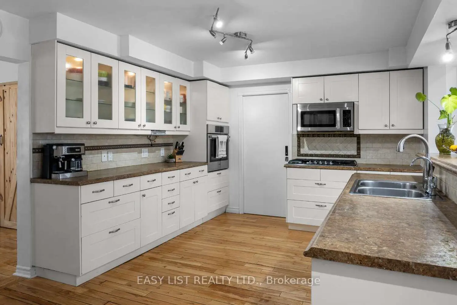 Additional image 4 of 38 Fernwood Terrace