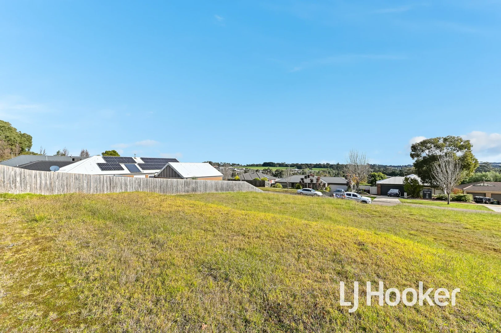 Additional image 8 of 11 Shae Crescent, Drouin VIC 3818