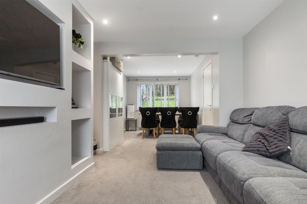 Additional image 3 of 3 bed semi-detached house for saleBreval Crescent, Clydebank G81