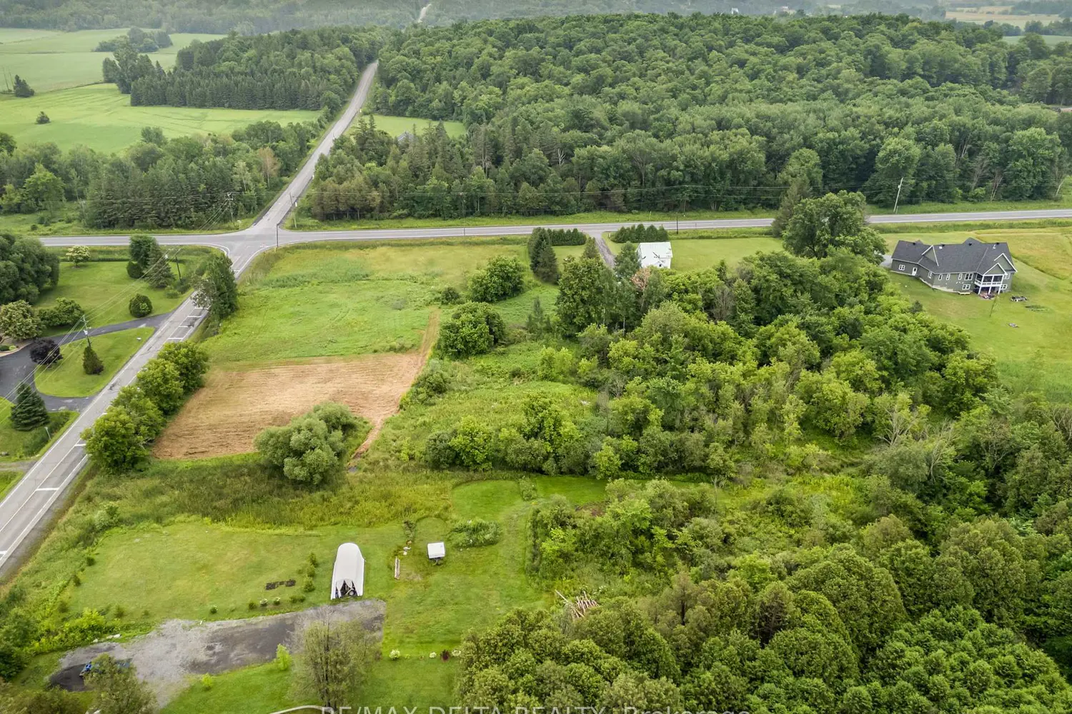 Additional image 8 of Pt Lt 1 Con 6 Road