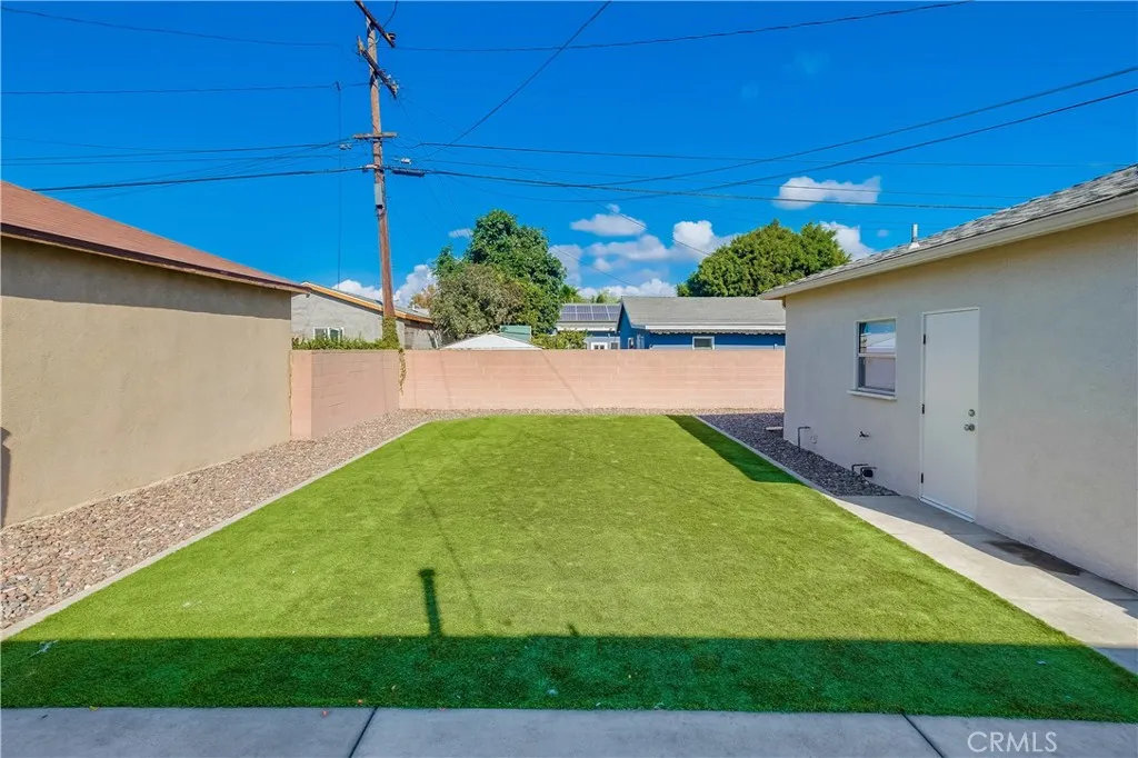 Additional image 85 of 2709 E Van Buren St, Long Beach, CA 90810