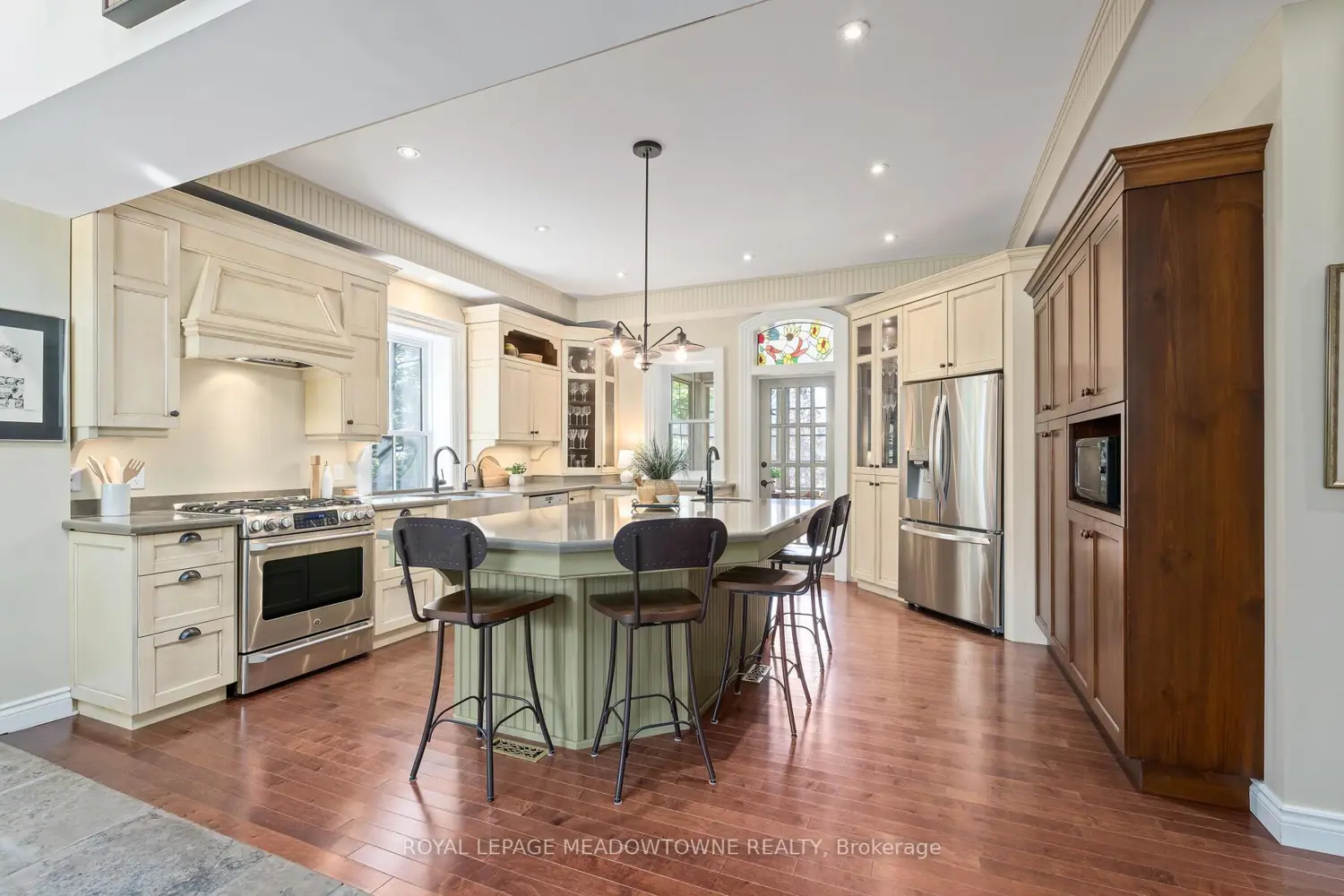 Additional image 5 of 10319 15 Side Road