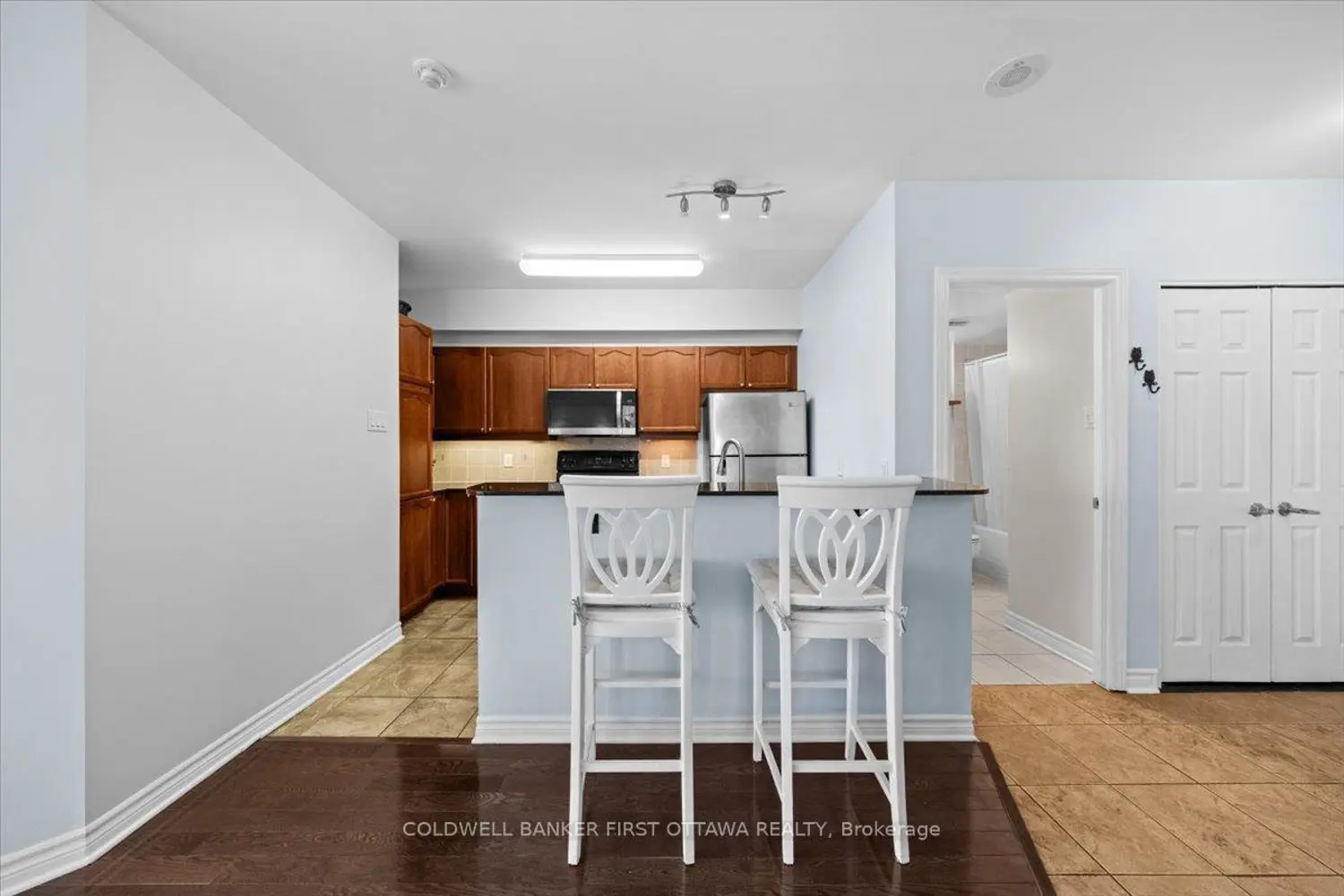 Additional image 8 of 445 Laurier Avenue 1401