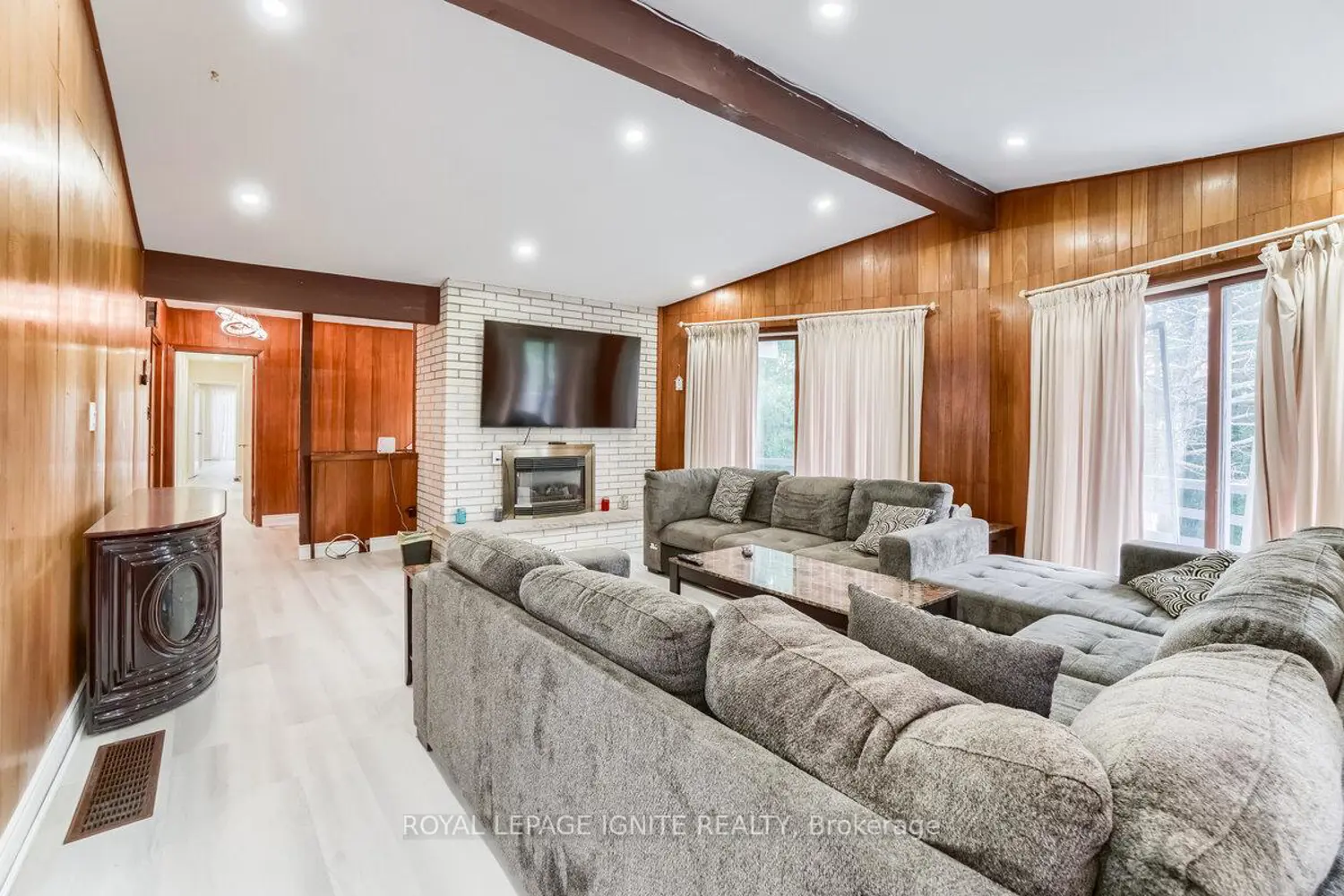 Additional image 9 of 5812 Beech Grove Side Road