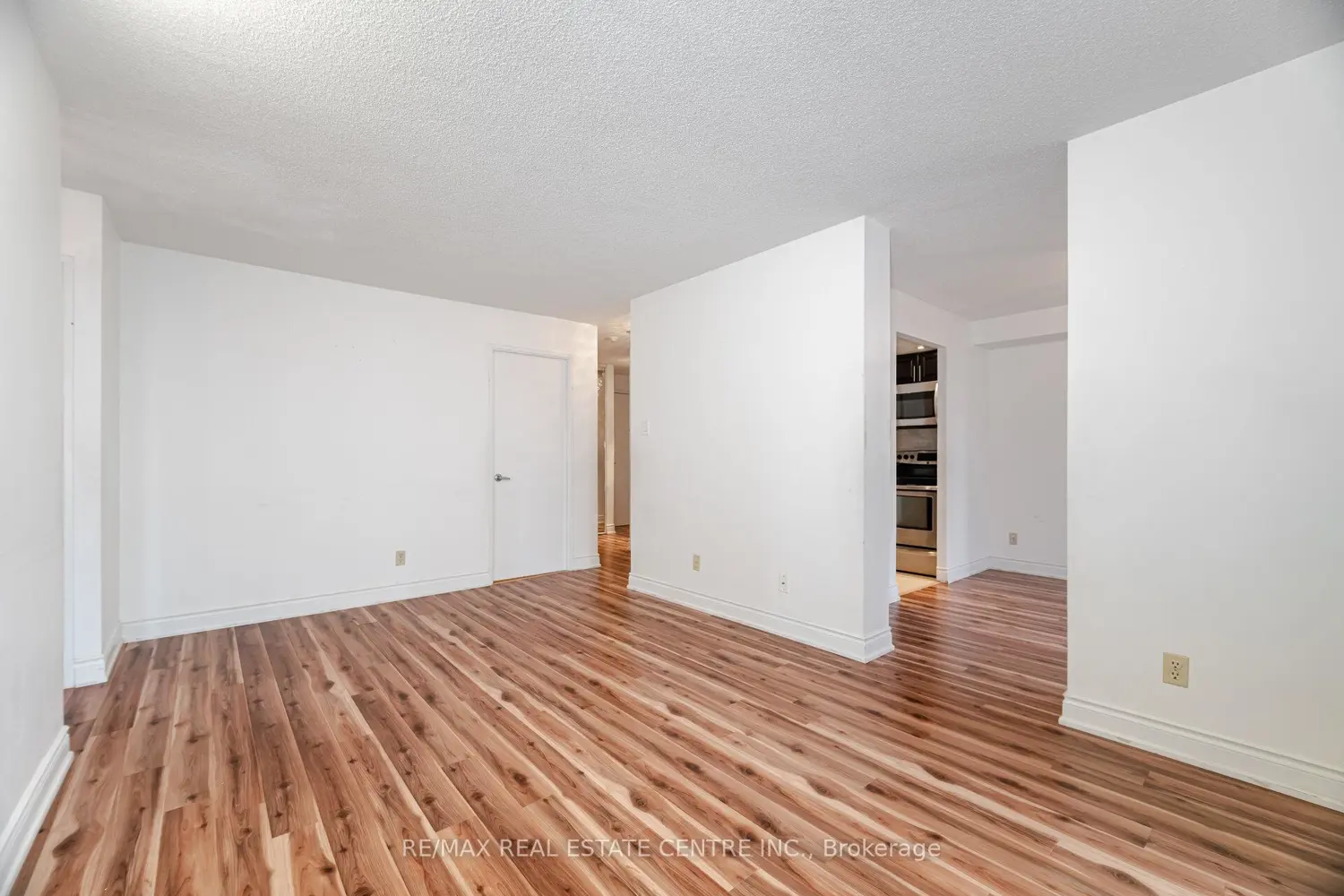 Additional image 3 of 115 Hillcrest Avenue 811