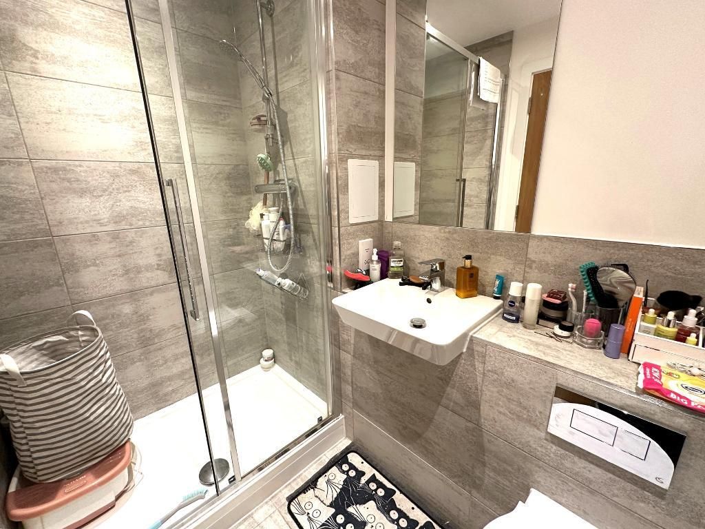 Additional image 8 of 2 bed flat for saleStirling Drive, Luton, Bedfordshire LU2