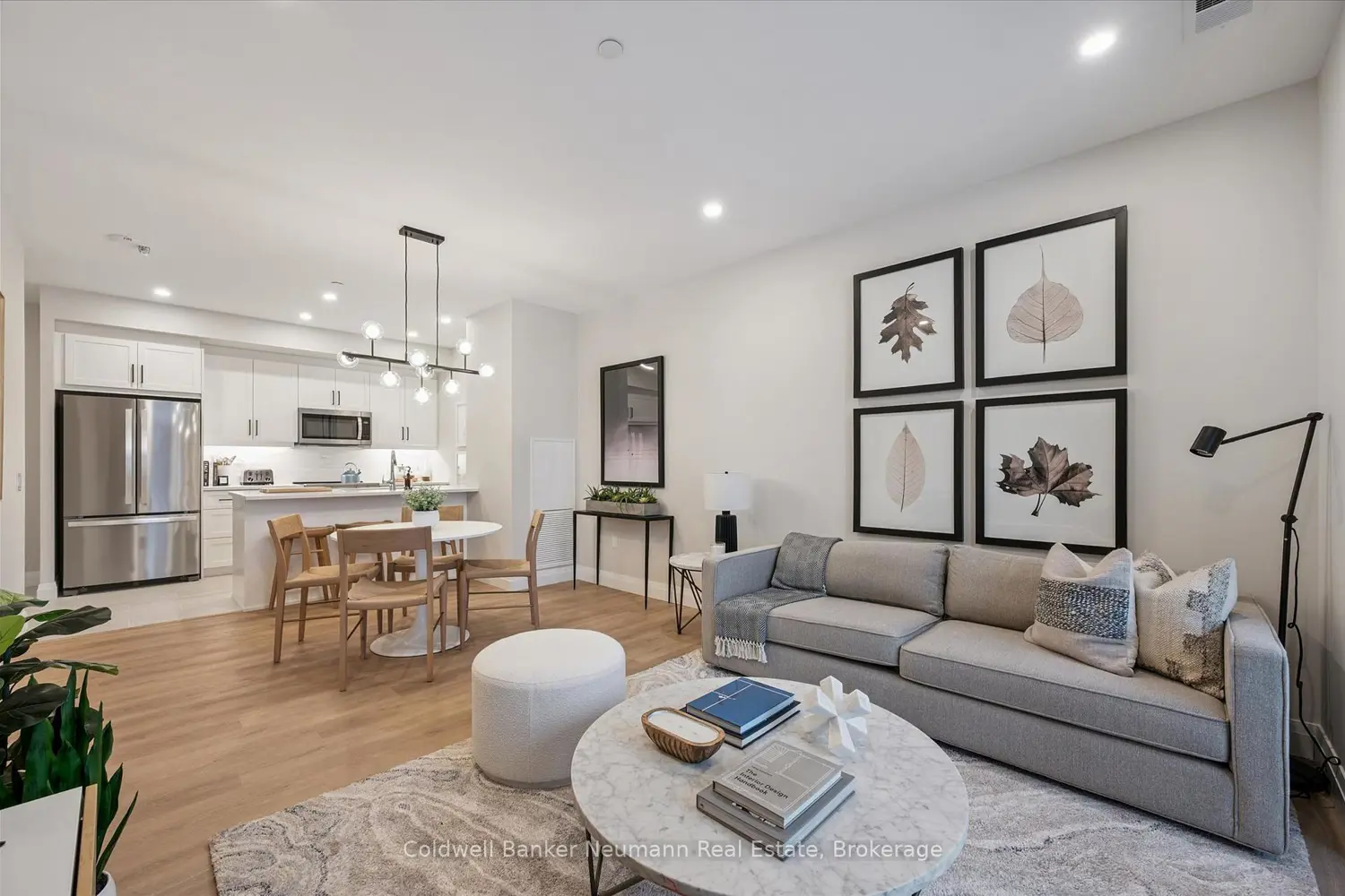 1882 Gordon Street 318