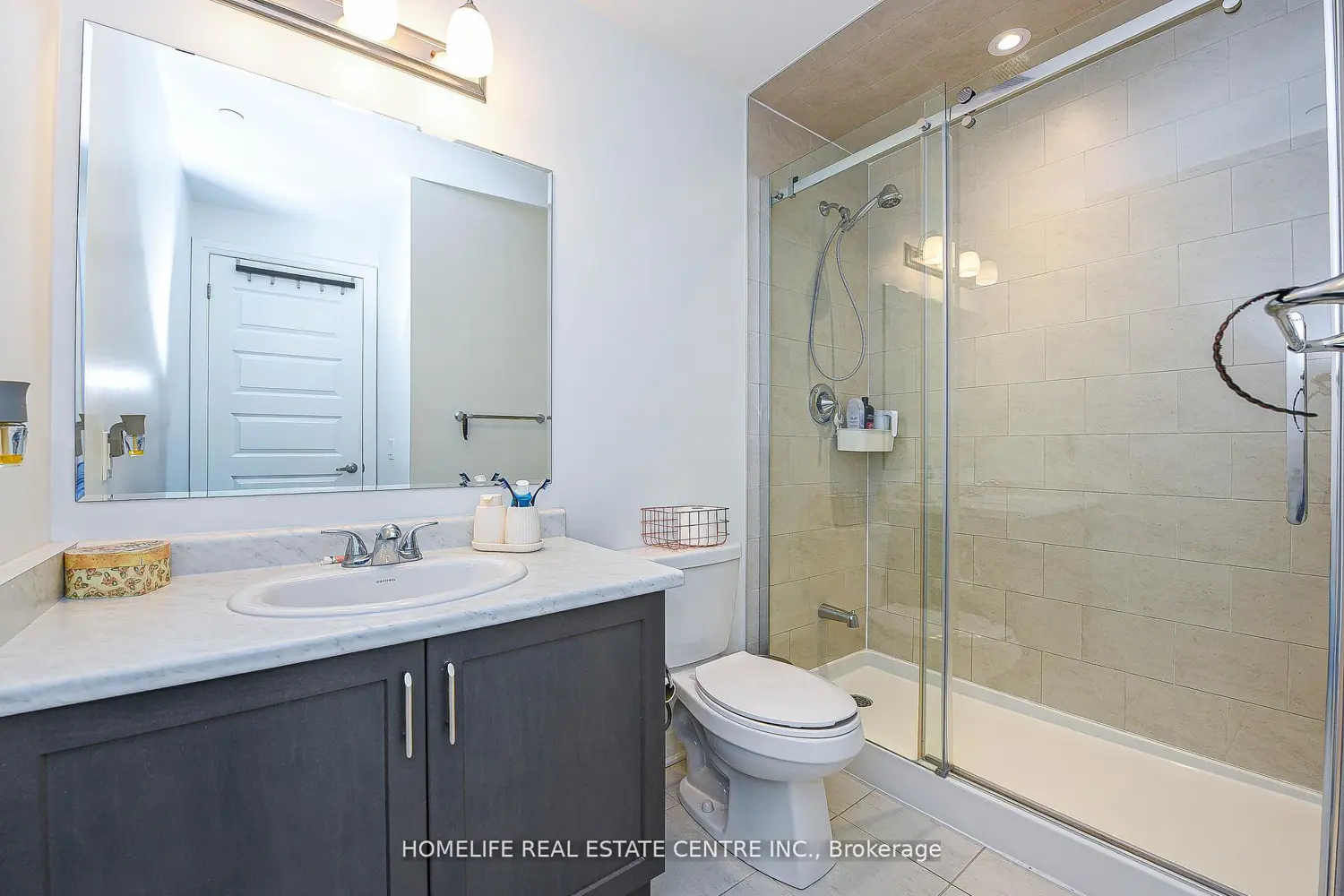 Additional image 10 of 95 Dundas Street 104