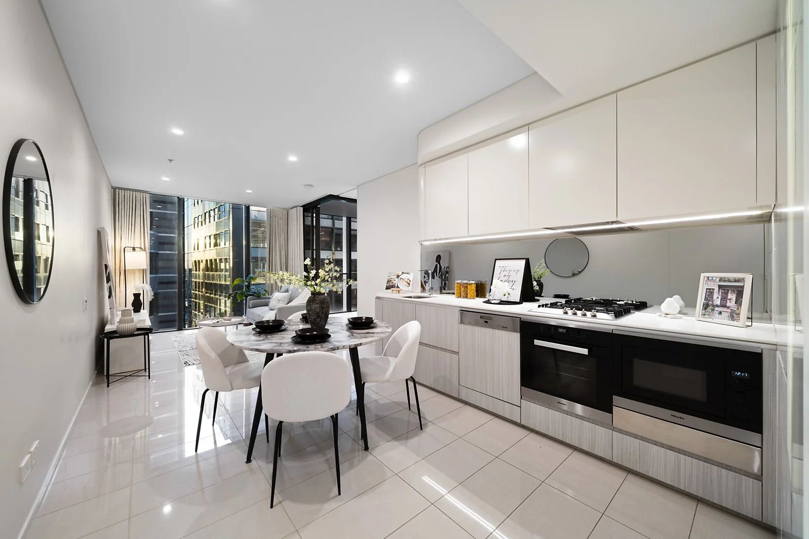 1610/161 Clarence Street, Sydney NSW 2000