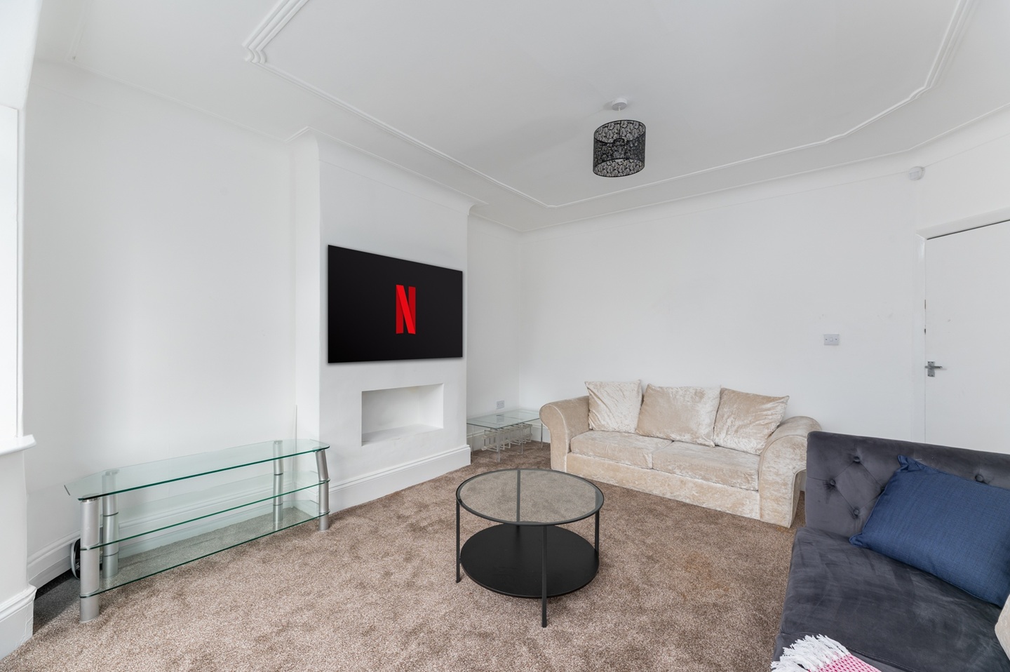 Additional image 15 of 5 Bed Detached House, Fully Furnished In North Leeds, LS17, N1 7GU