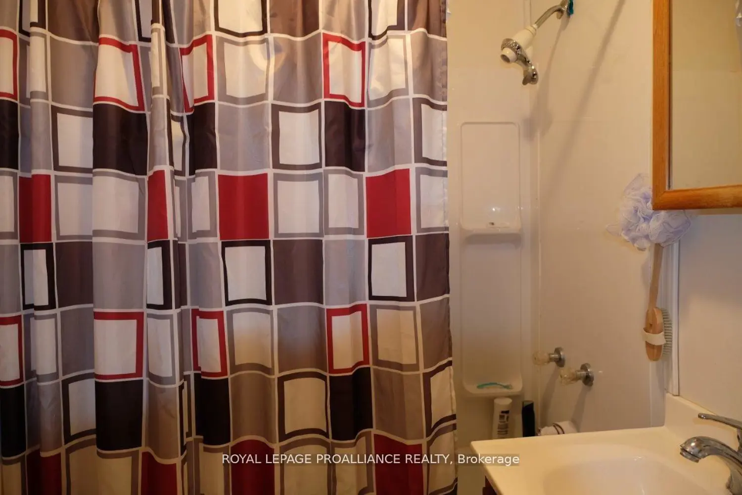 Additional image 12 of 527 Front Street