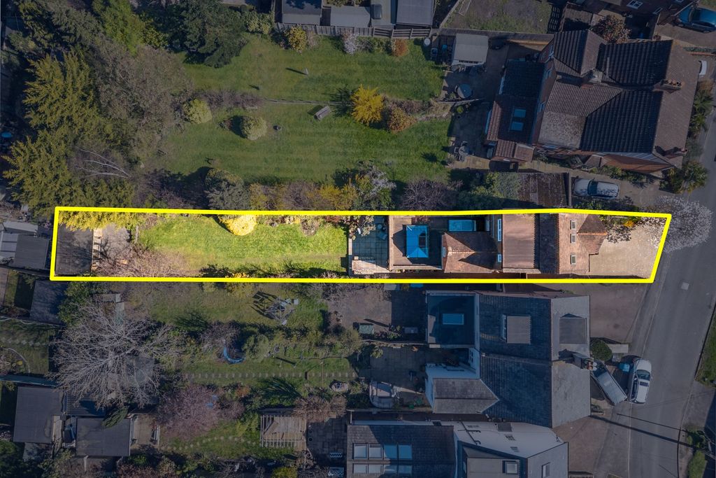 Additional image 2 of 4 bed detached house for saleVictoria Road, Ascot SL5