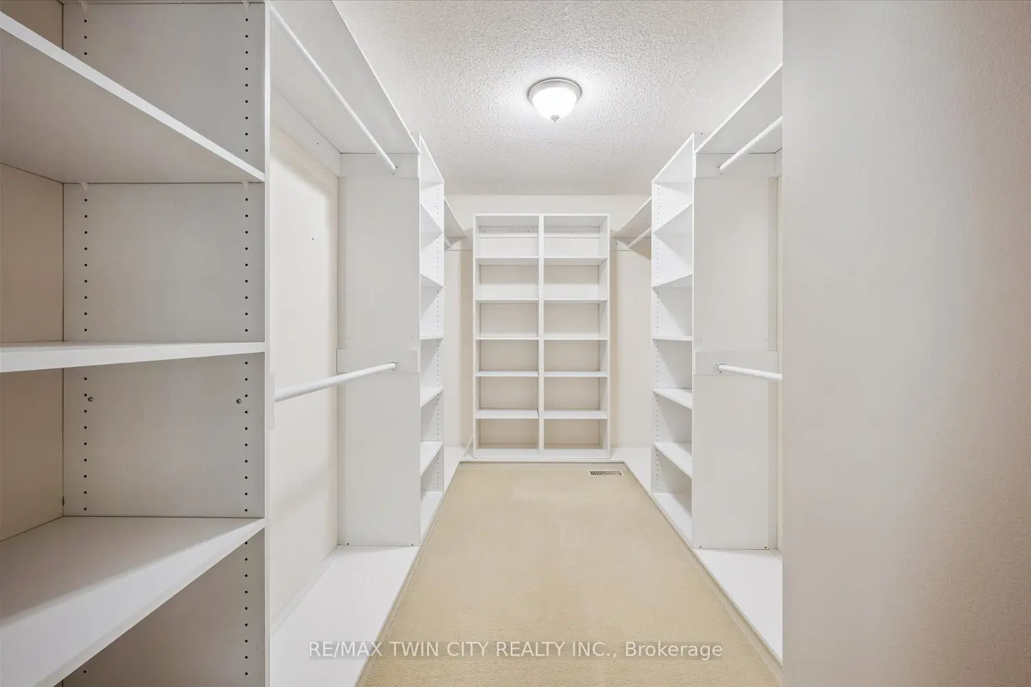 Additional image 12 of 405 Glasgow Street 5