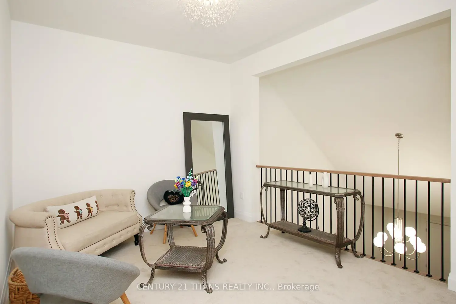 Additional image 16 of 18 Vern Robertson Gate