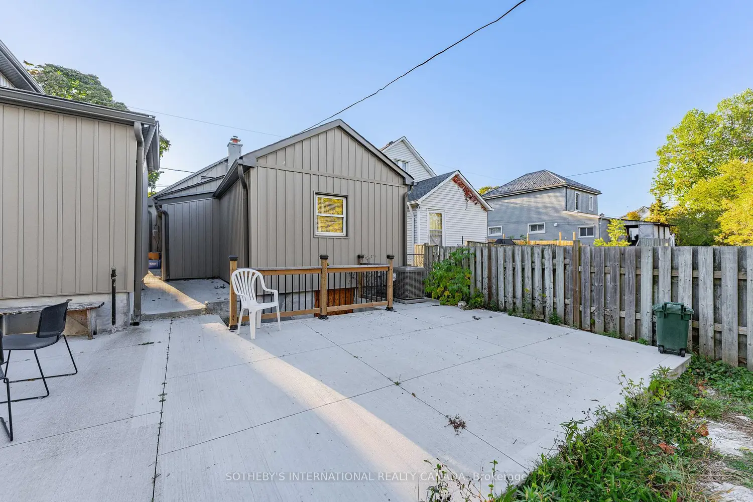 Additional image 17 of 15 Grantham Avenue