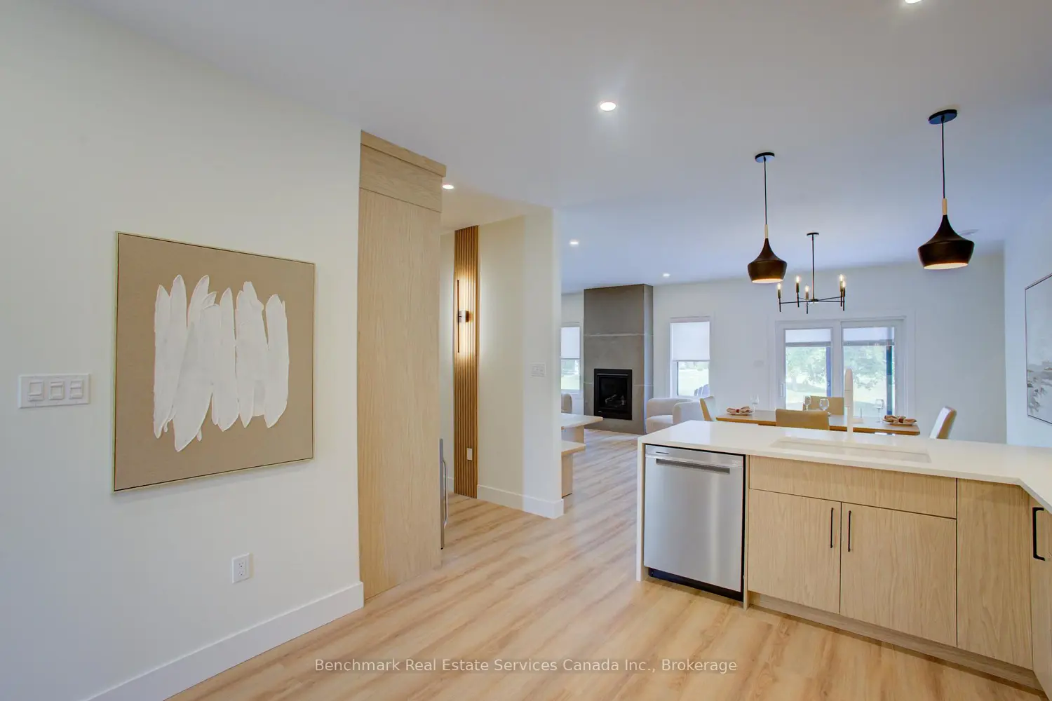 Additional image 10 of 1182 Queen Street 26