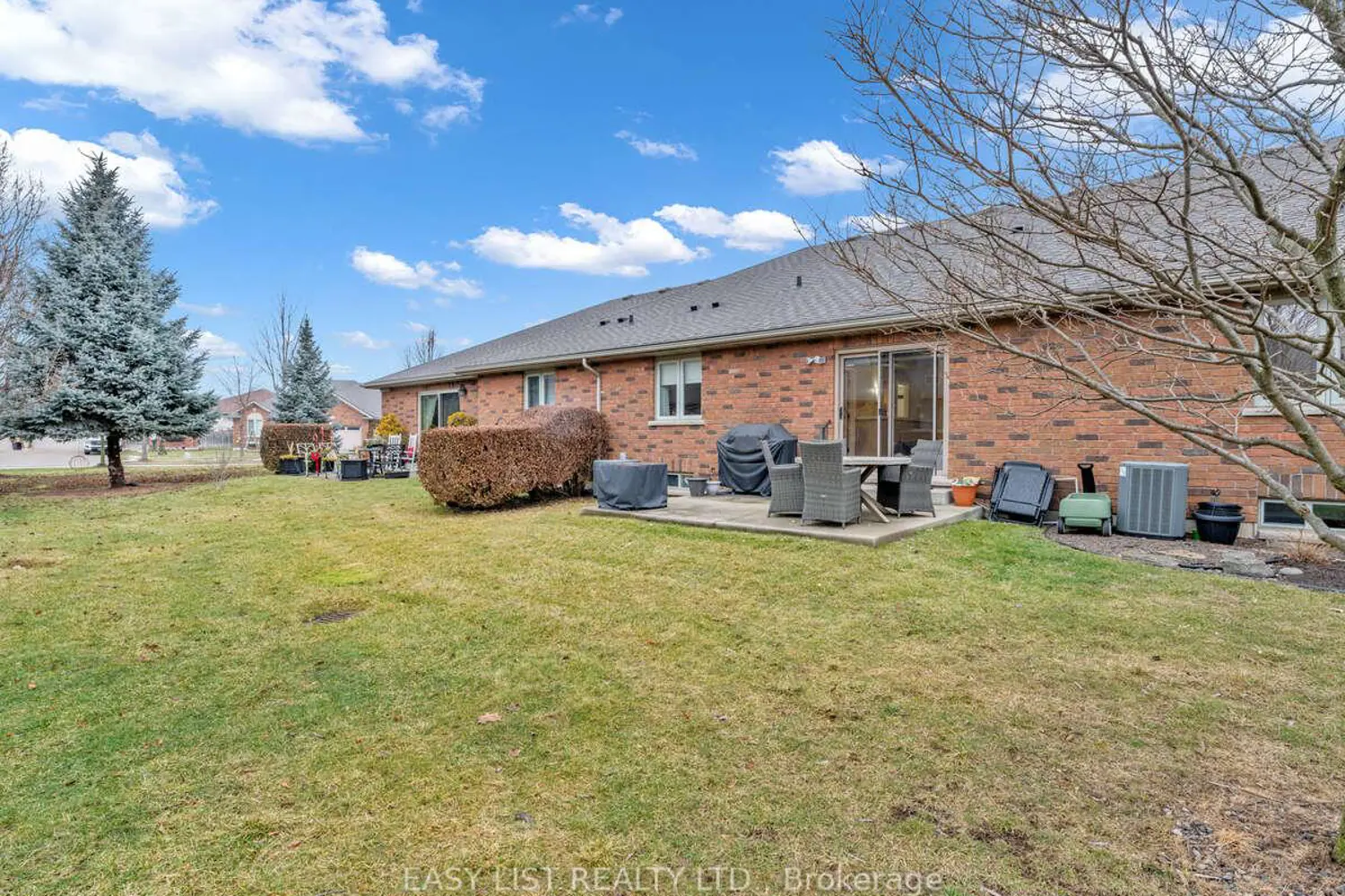 Additional image 18 of 1585 Skinner Street