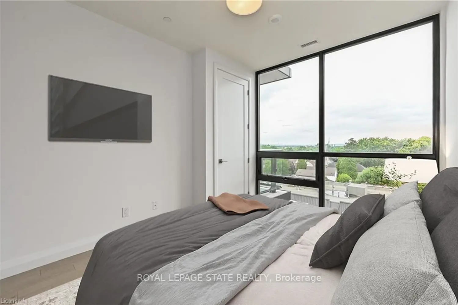 Additional image 10 of 101 Locke Street 507